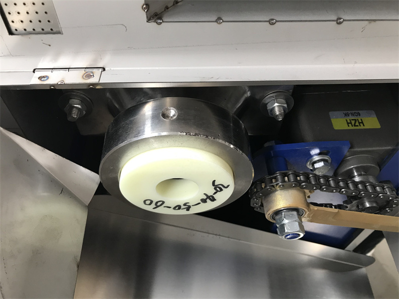 What is a commercial dough divider? What is a commercial dough divider?