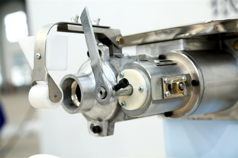 How a Bakery Dough Divider Rounder Machine Boosts Efficiency How a Bakery Dough Divider Rounder Machine Boosts Efficiency