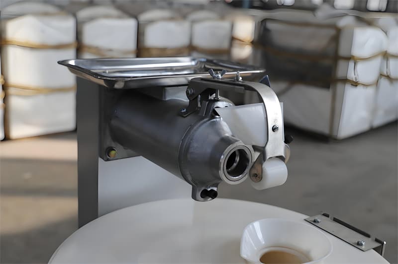 MP30 High-Efficiency Precision Commercial Dough Divider Rounder MP30 High-Efficiency Precision Commercial Dough Divider Rounder